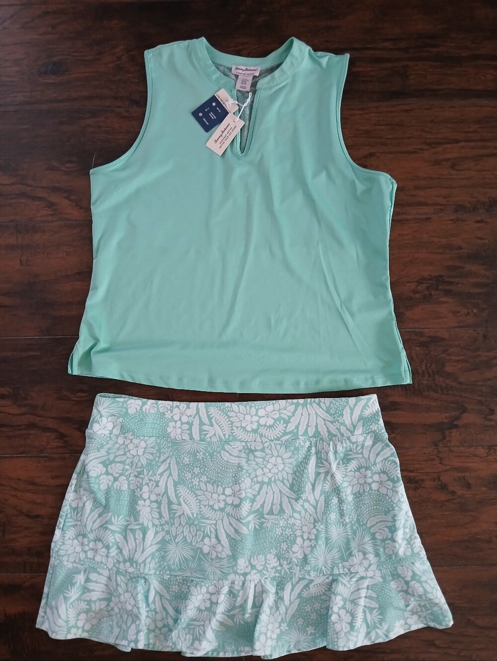 Tommy Bahama Mint Green Everyday Active 2 Pcs Set